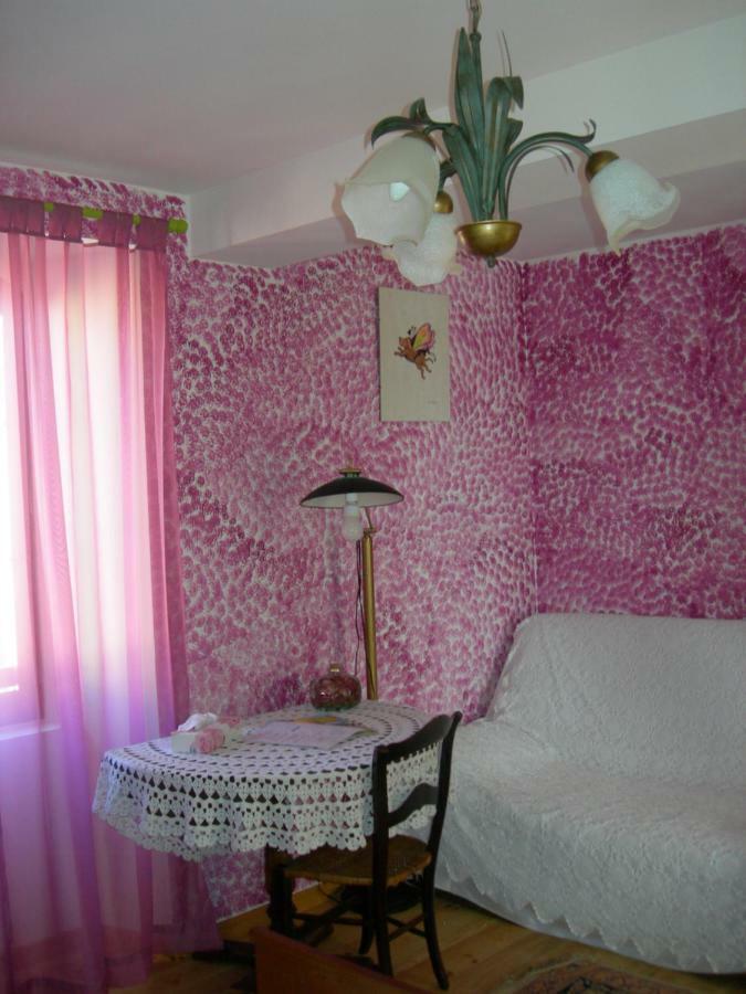 Sous La Glycine Bed & Breakfast Mielan Ngoại thất bức ảnh